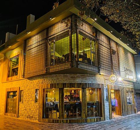 Cabrera Charif Wine House